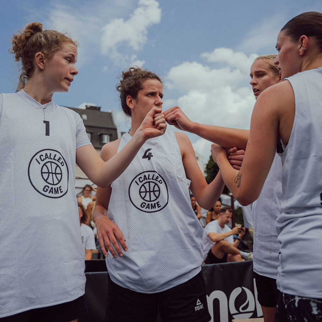 organisation ueber uns i called game